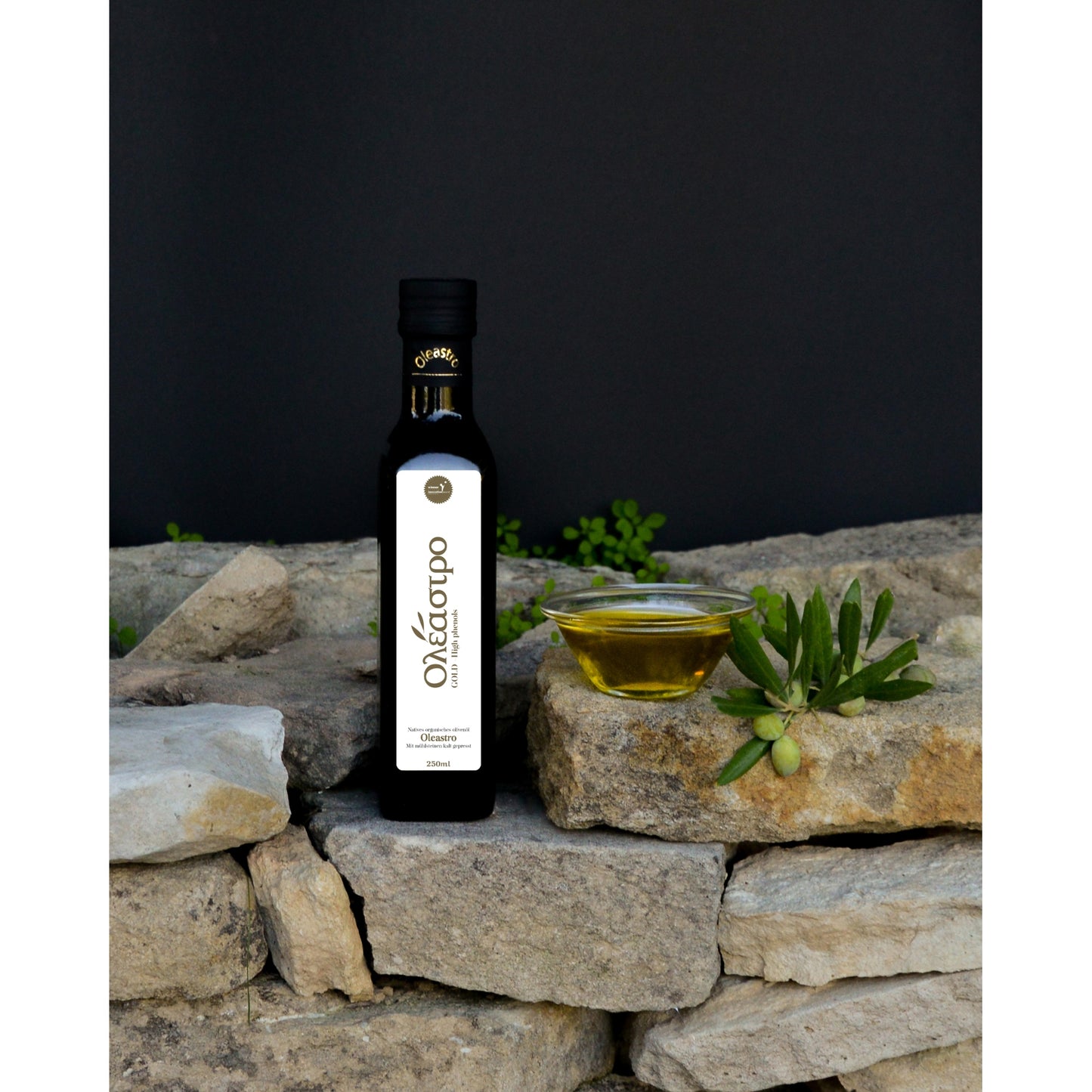 Highest polyphenol olive oil - 250ML Koroneiki Organic Olive Oil by Oleastro olive park (Cyprus)